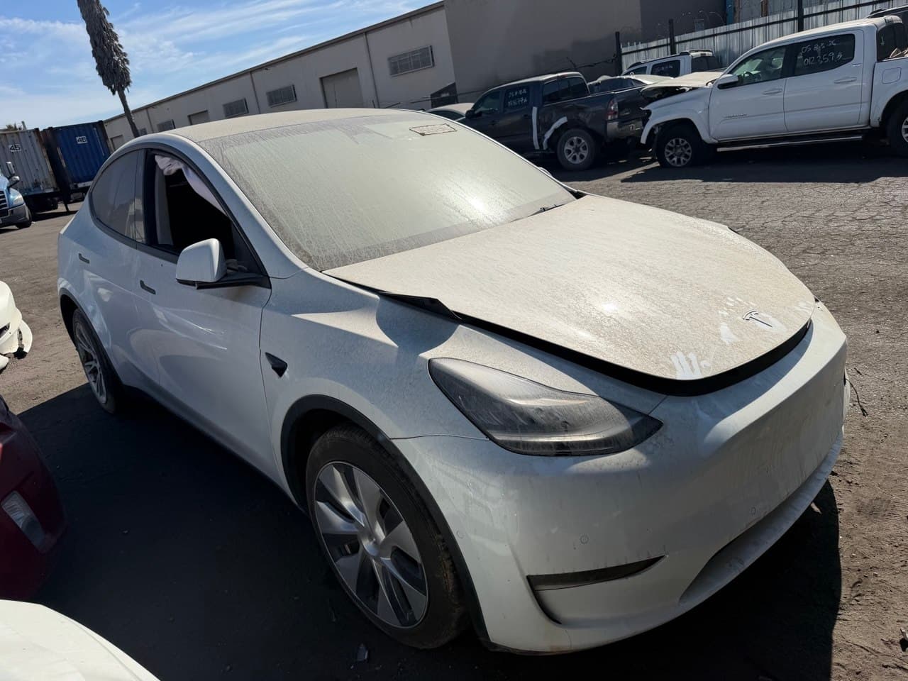 TESLA MODEL Y - 1