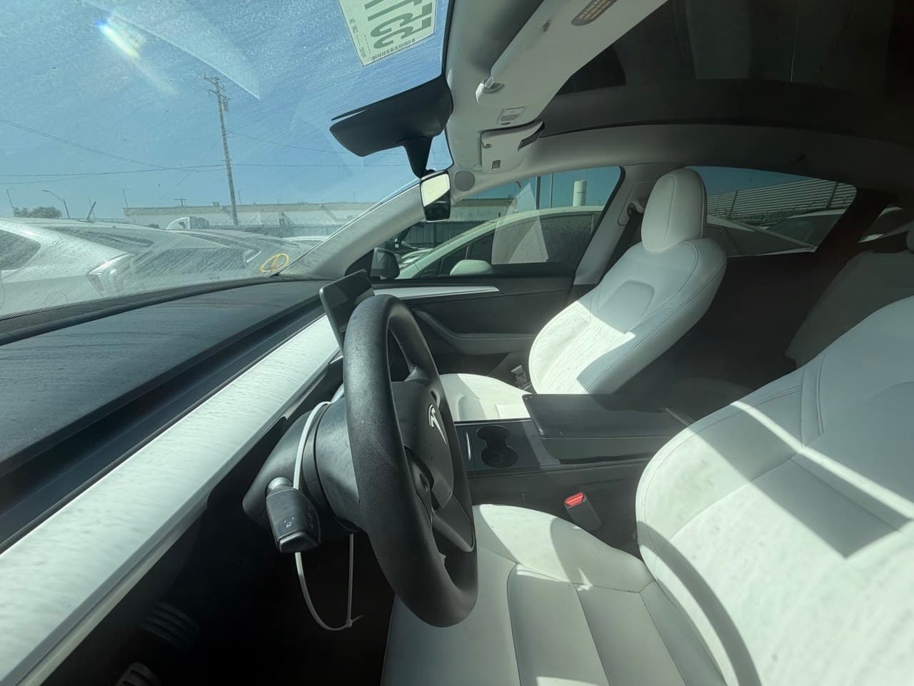 TESLA MODEL Y - 1