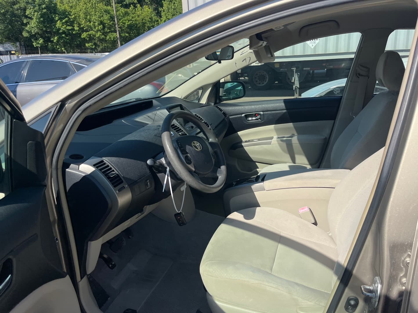 Toyota Prius - 1
