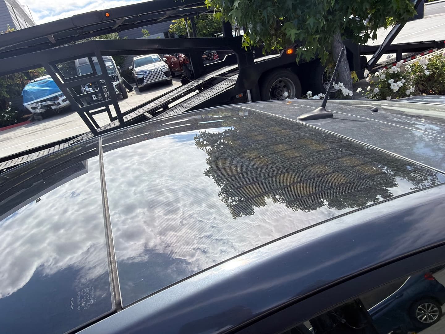 TOYOTA PRIUS - 1