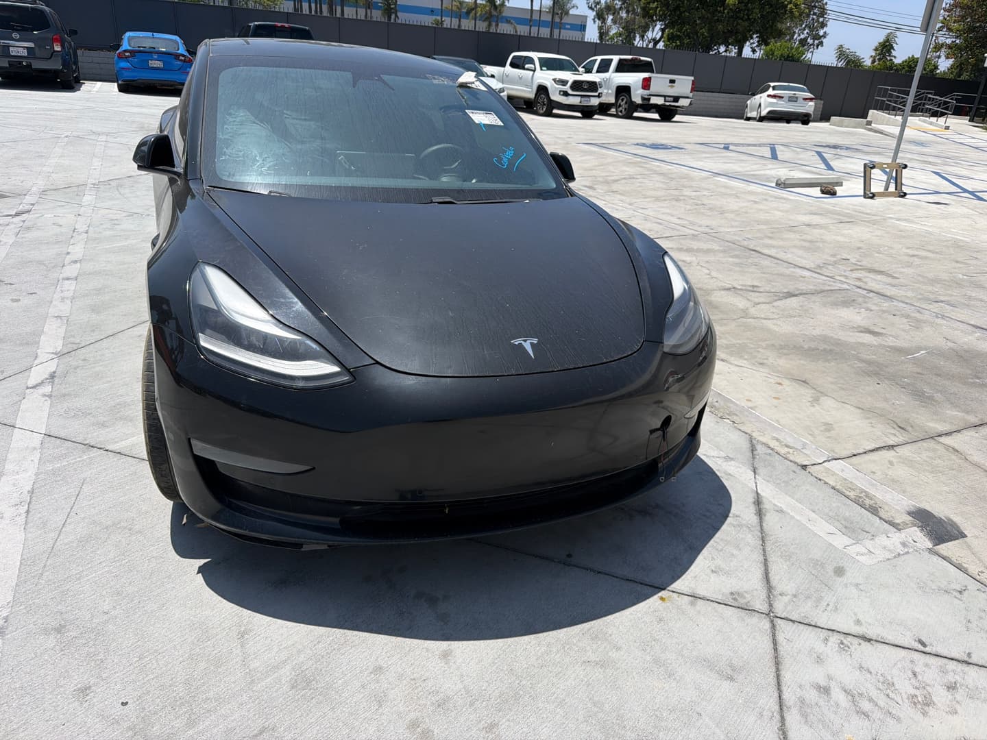 TESLA MODEL 3 - 1