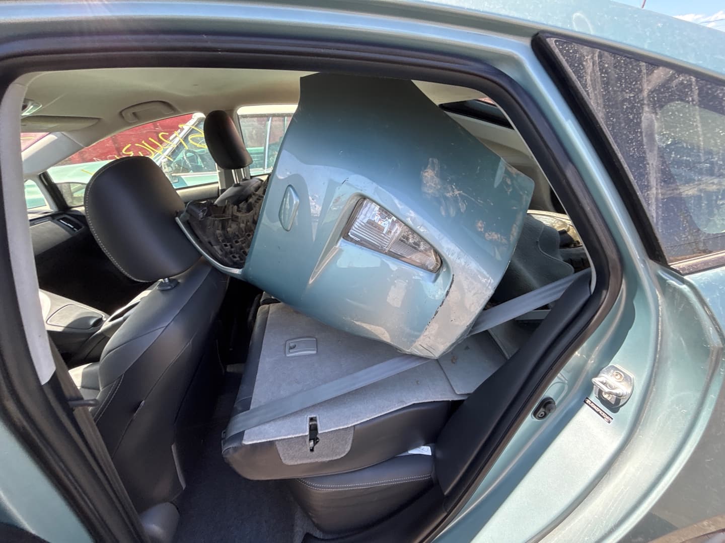 Toyota Prius Plug-In - 1