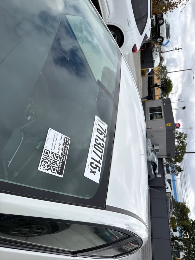 Toyota Prius - 1